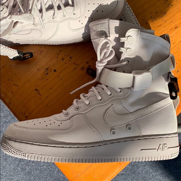 size 5 nike high tops